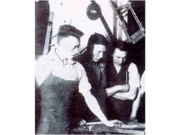 1935_KarlThomas_production